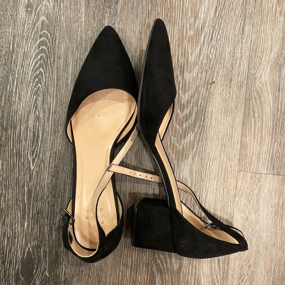 A New Day black pointed closed toe heel size 10